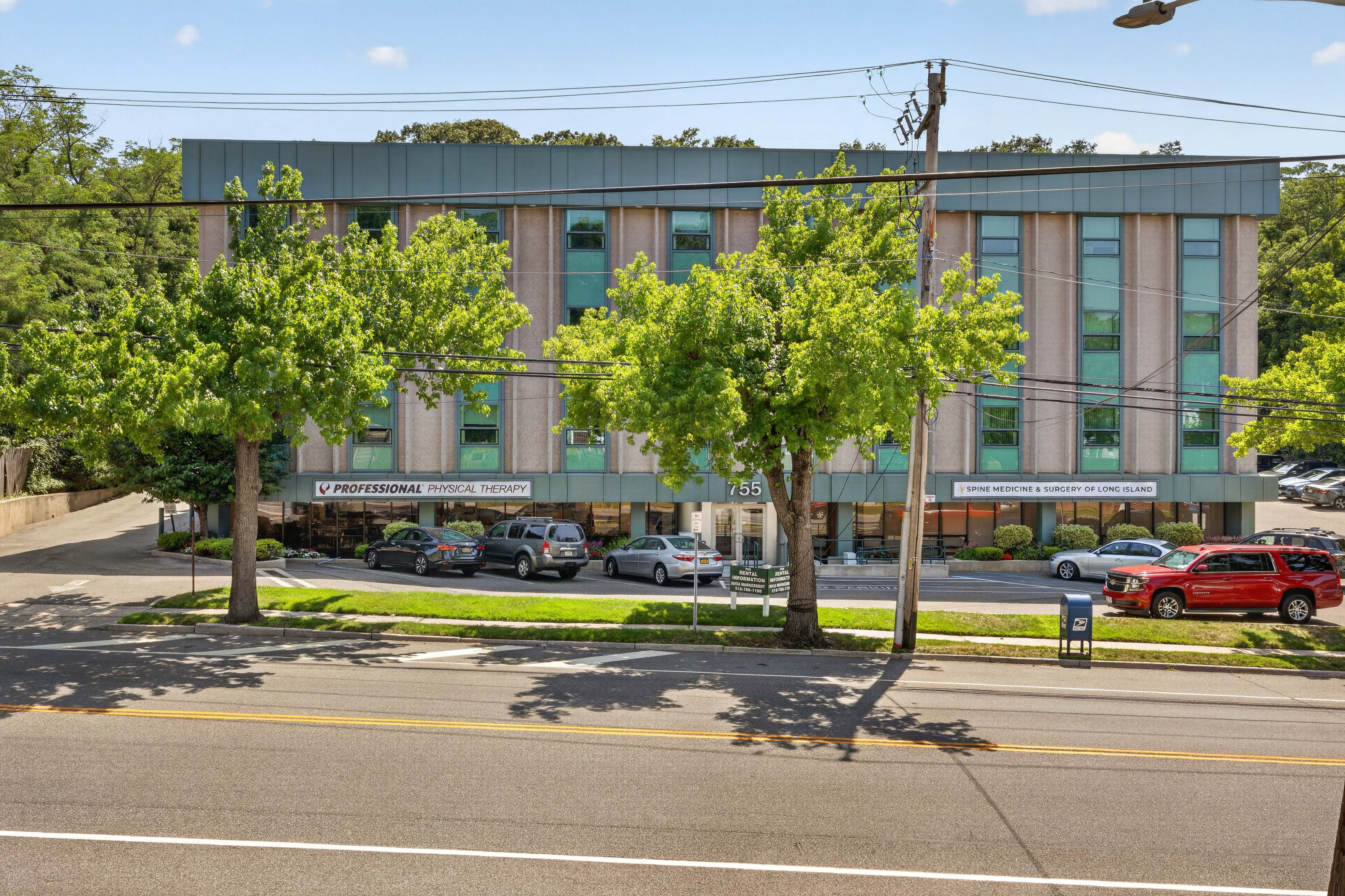 755 New York Avenue in Huntington, New York