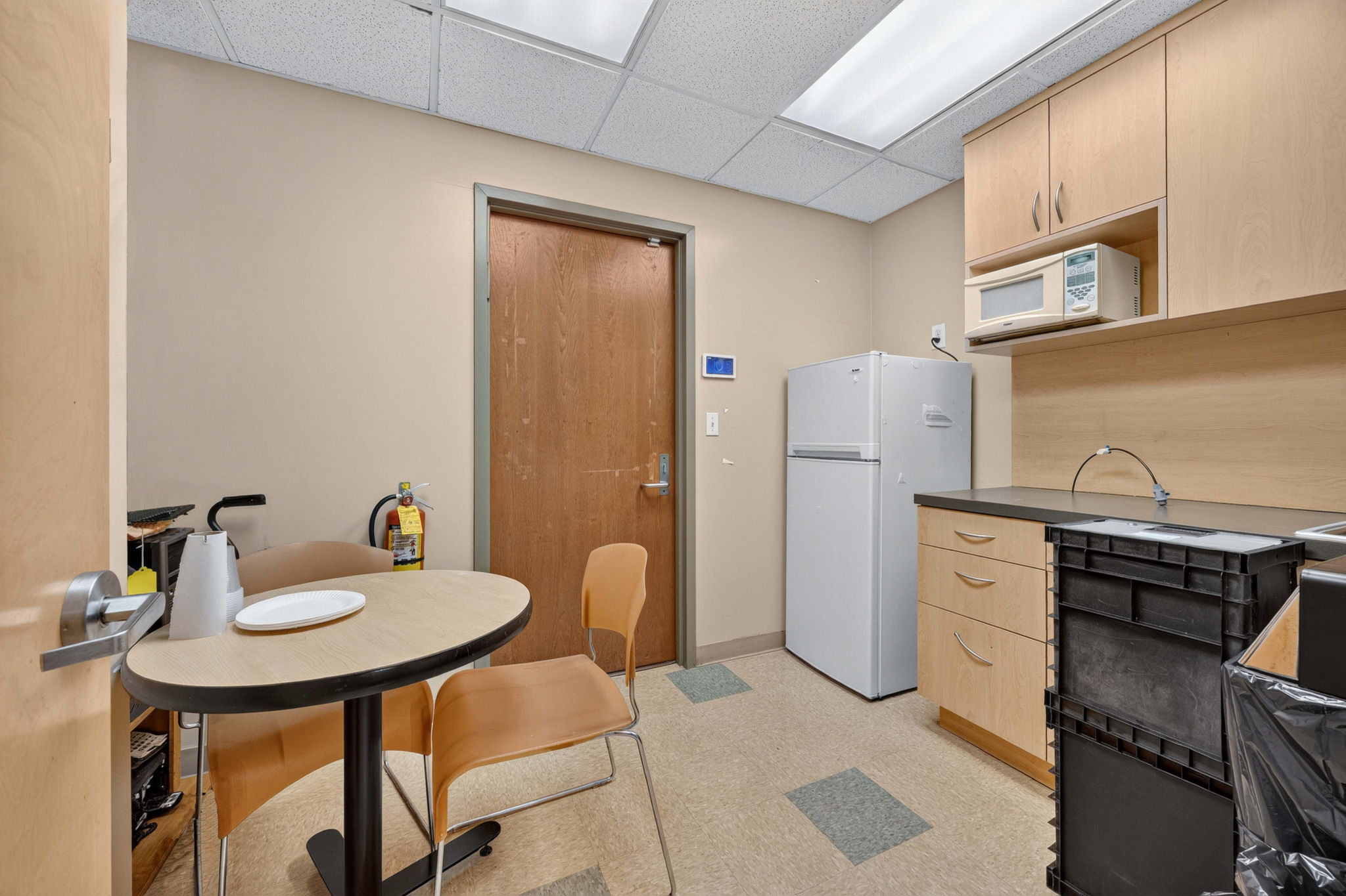 Staff kitchenette in Suite 309